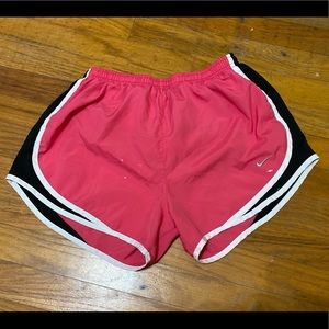 Womens Nike Tempo Shorts Medium